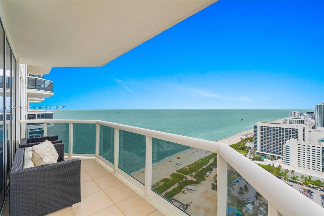 4775 Collins Ave, Unit 3505, Miami Beach, FL 33140 Photo