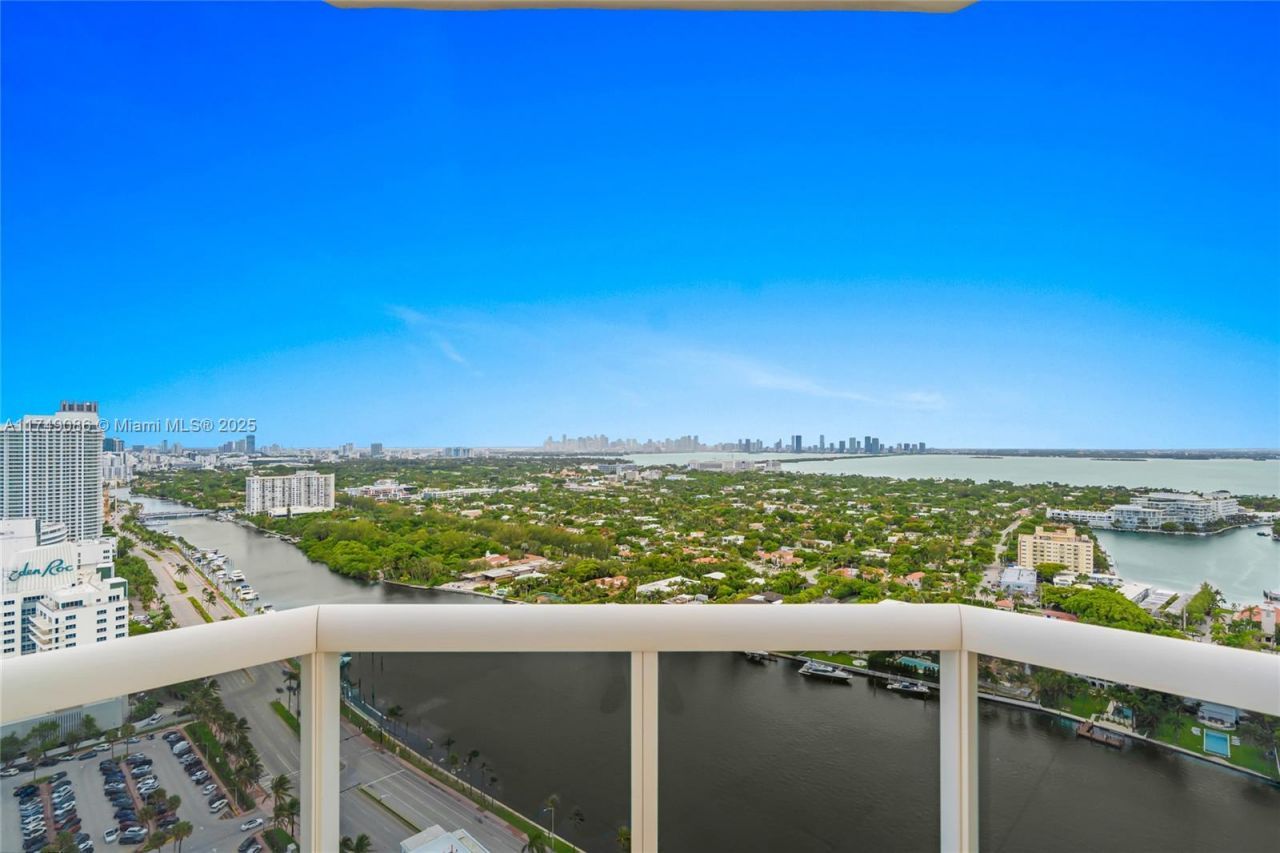 4775 Collins Ave, Unit 3505, Miami Beach, FL 33140 Photo