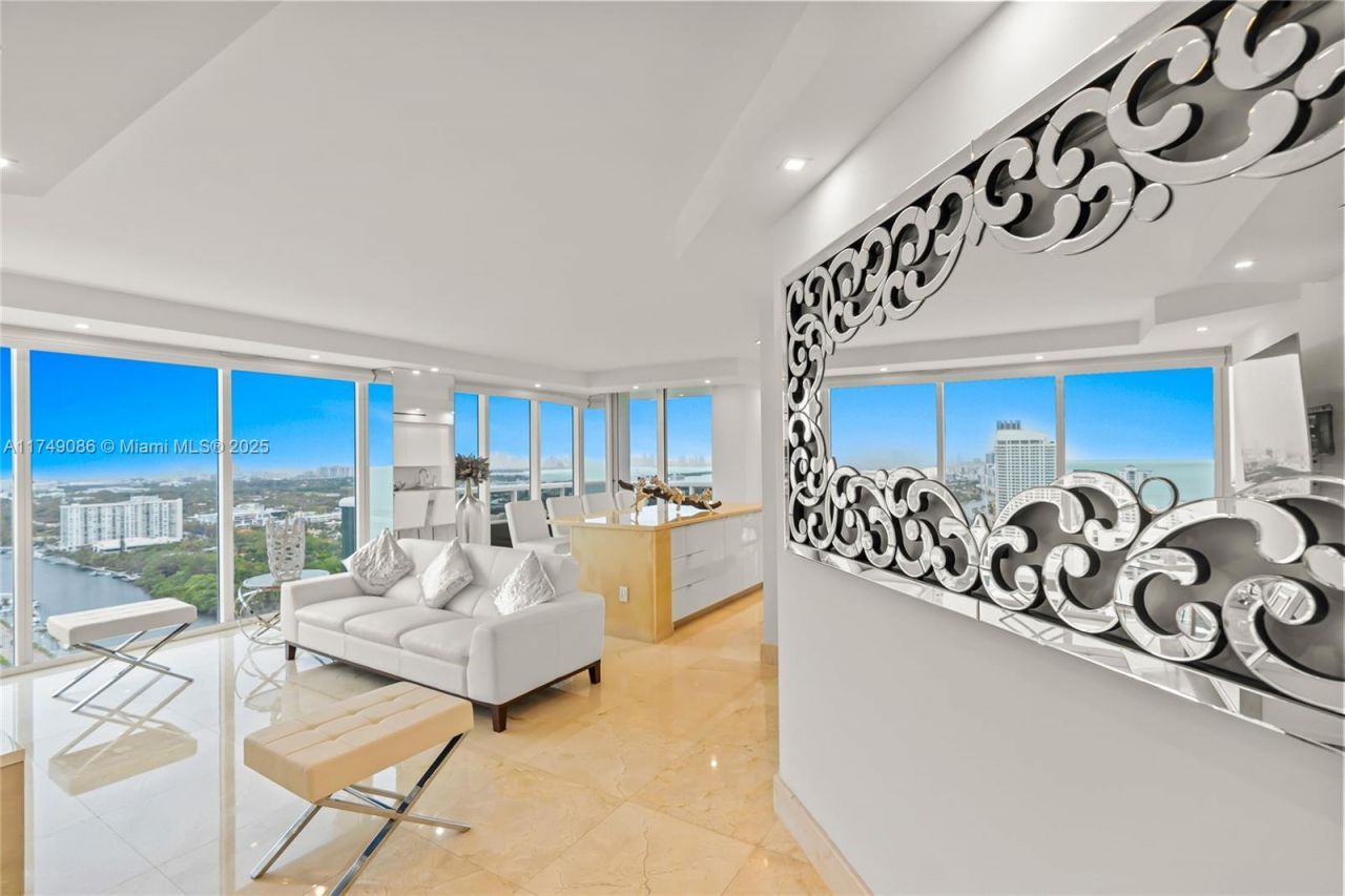 4775 Collins Ave, Unit 3505, Miami Beach, FL 33140 Photo
