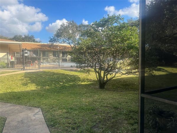 5851 Washington St, Unit 84, Hollywood, FL 33121