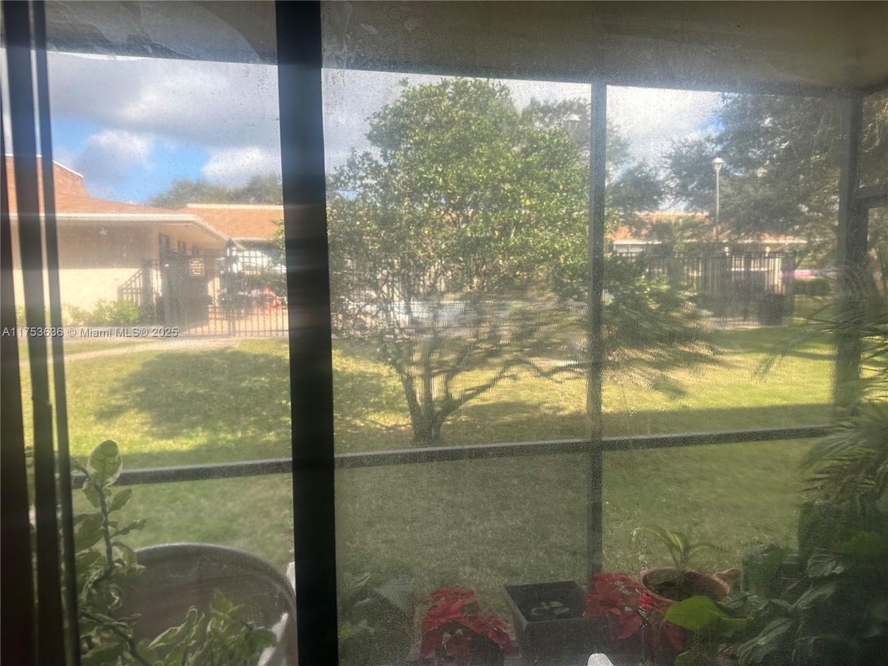 5851 Washington St, Unit 84, Hollywood, FL 33121 Photo