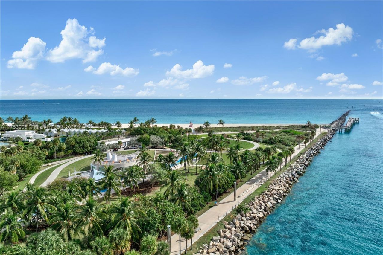 100 S Pointe Dr, Unit 606, Miami Beach, FL 33139 Photo