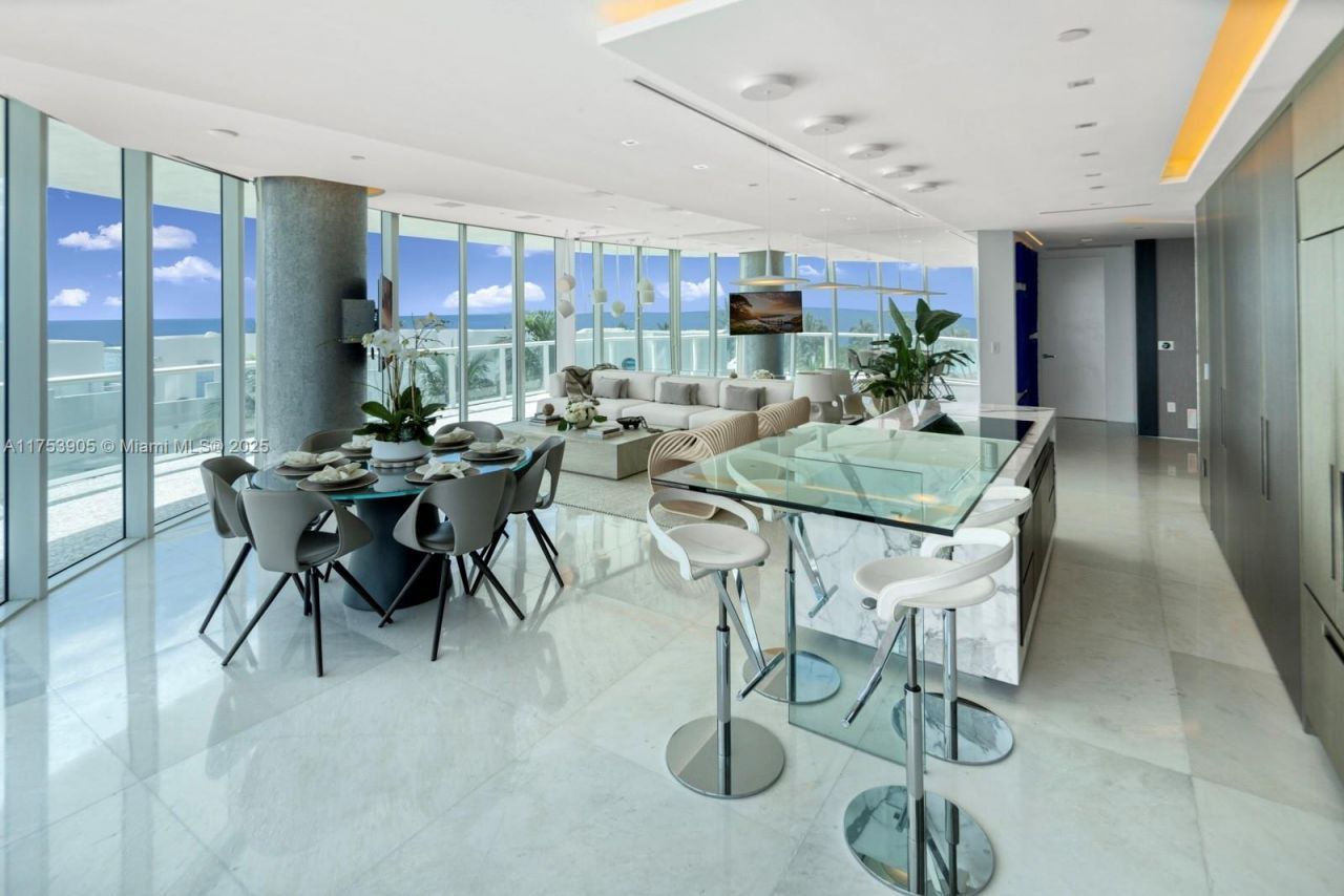 100 S Pointe Dr, Unit 606, Miami Beach, FL 33139 Photo