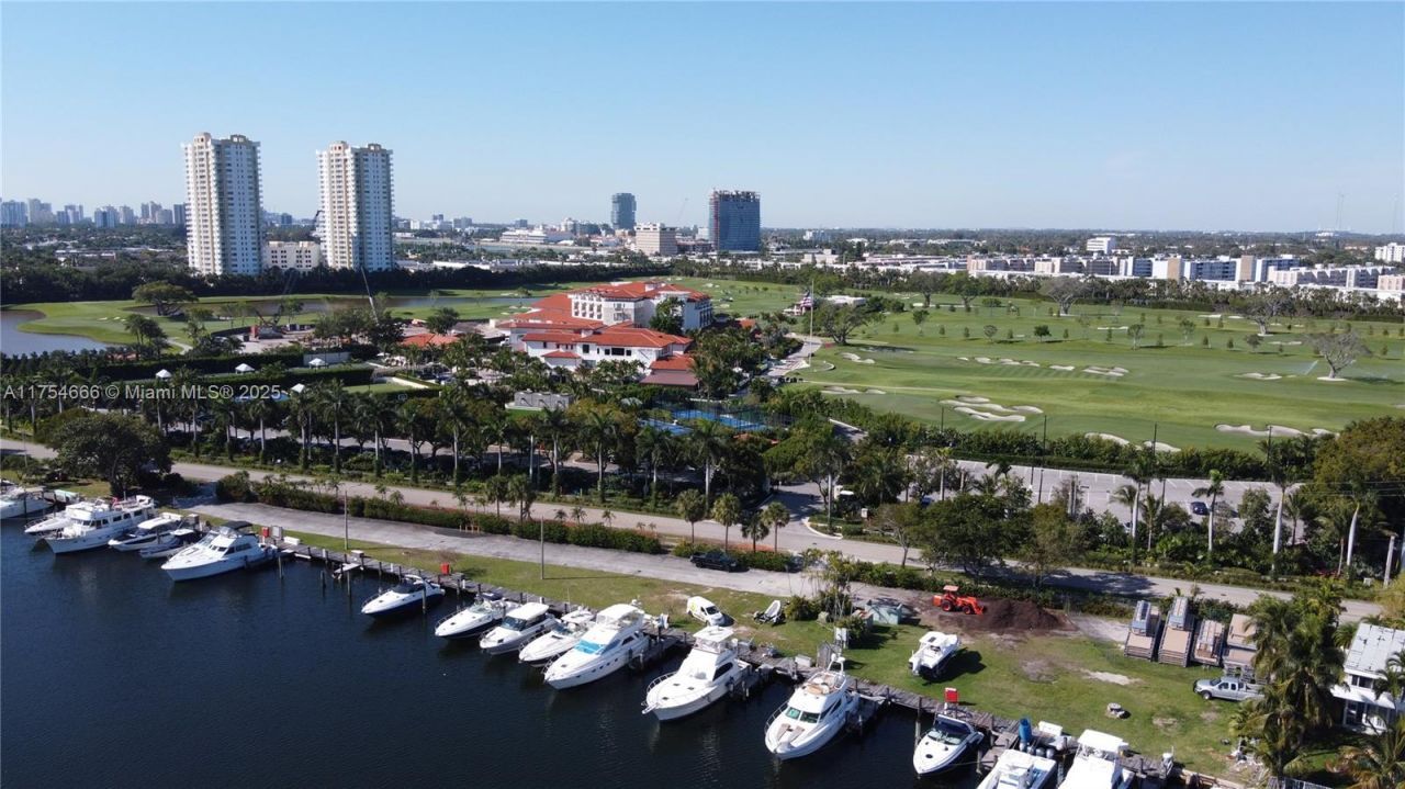 851 Three Islands Blvd, Unit 411, Hallandale Beach, FL 33009 Photo