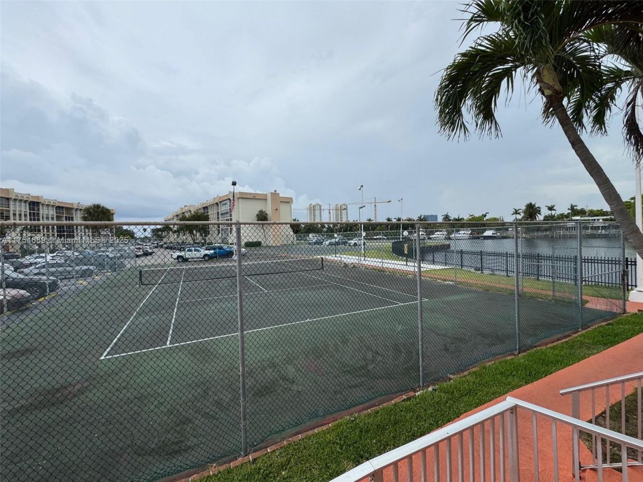 851 Three Islands Blvd, Unit 218, Hallandale Beach, FL 33009 Photo