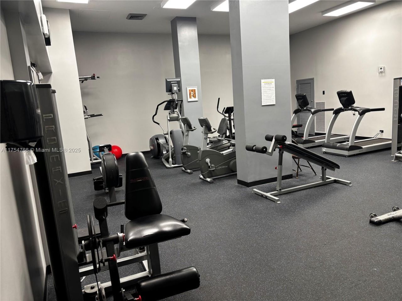 301 174th St, Unit 2217, Sunny Isles Beach, FL 33160 Photo