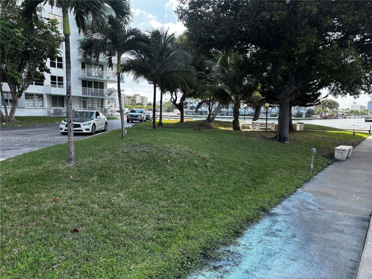 301 174th St, Unit 2217, Sunny Isles Beach, FL 33160 Photo