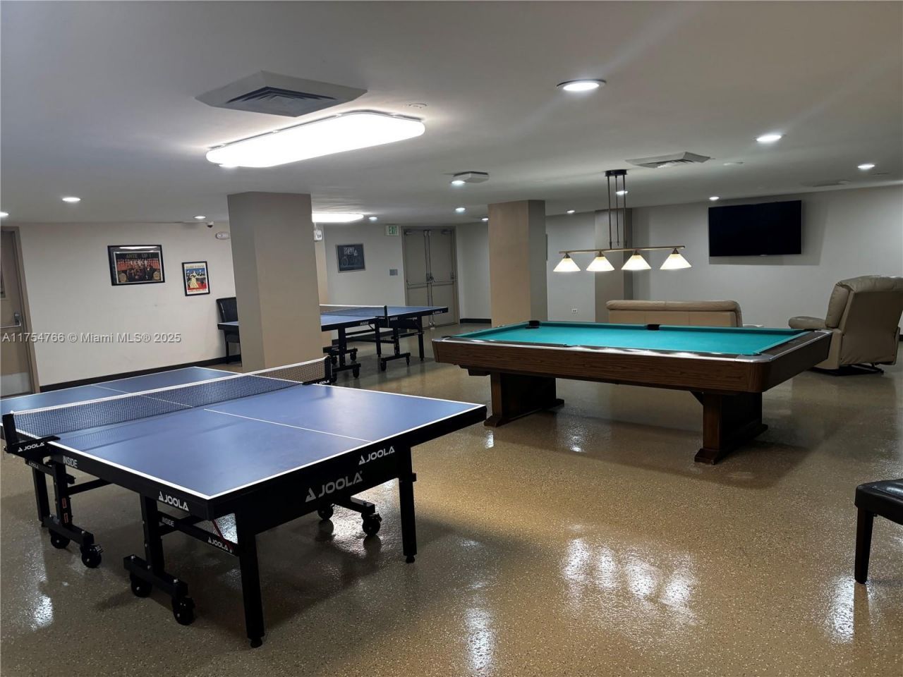 301 174th St, Unit 2217, Sunny Isles Beach, FL 33160 Photo