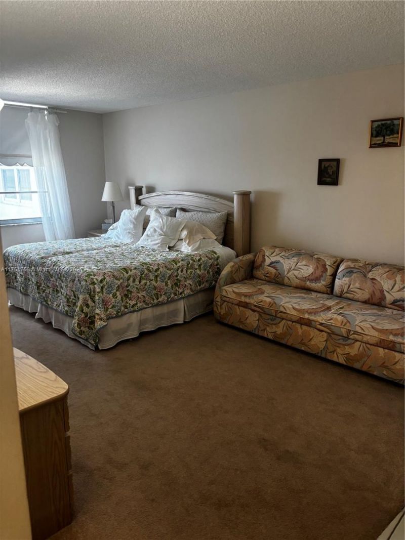 301 174th St, Unit 2217, Sunny Isles Beach, FL 33160 Photo