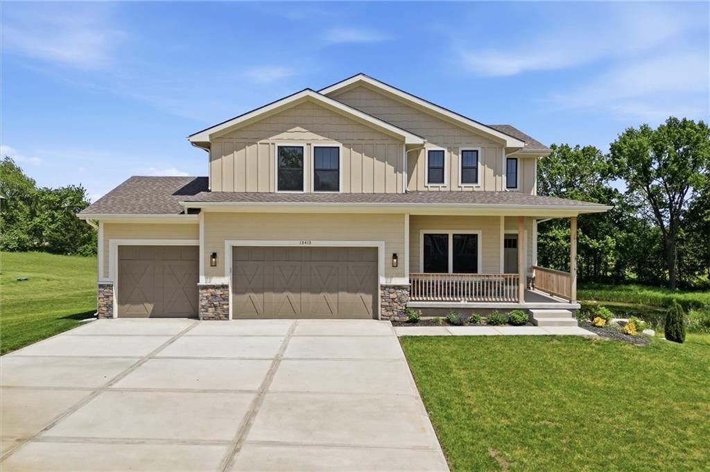 13413 Oakridge Drive, Kearney, MO 64060 Main Photo