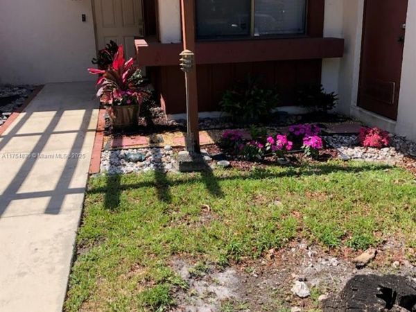 600 NW 210th St, Unit 108-28, Miami Gardens, FL 33169
