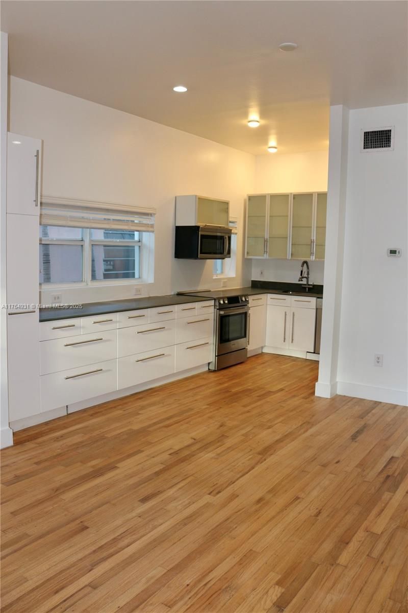929 Michigan Ave, Unit 5, Miami Beach, FL 33139 Photo