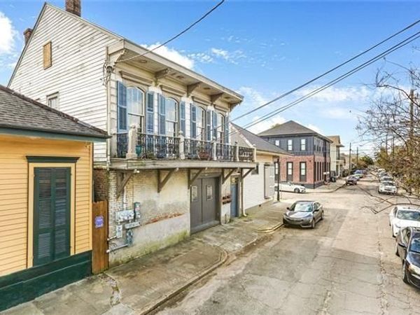 3400 DAUPHINE Street, New Orleans, LA 70117