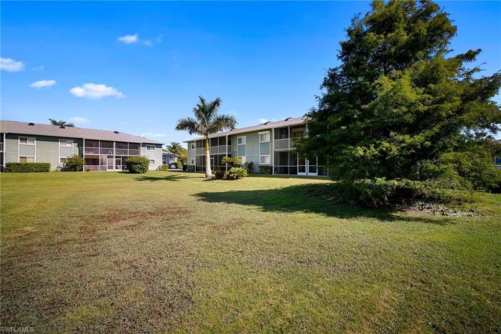 144 Cypress Way E, Unit 707, Naples, FL 34110 Photo