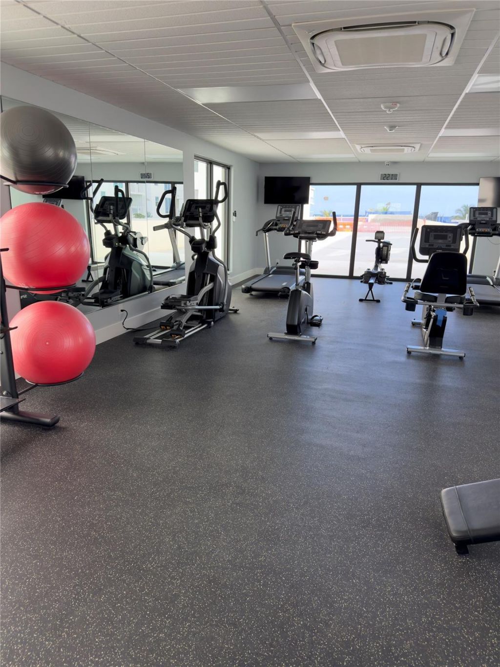 1000 S Ocean Blvd, Unit 17G, Pompano Beach, FL 33062 Photo