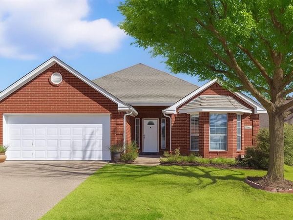 1116 Cresthill Drive, Unit 43, Cedar Hill, TX 75104