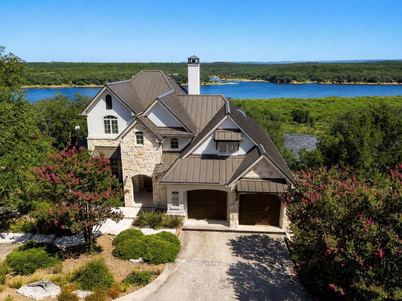633 Wesley Ridge Dr, Spicewood, TX 78669 Main Photo