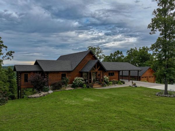 50 Parkview Lane, Van Buren, MO 63965