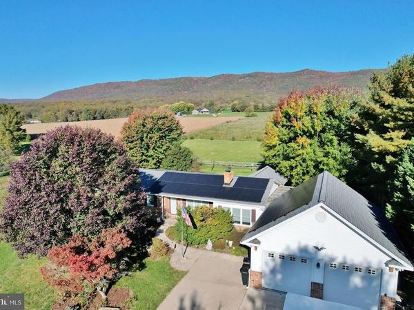 8289 BACK ROAD, MAURERTOWN, VA 22644