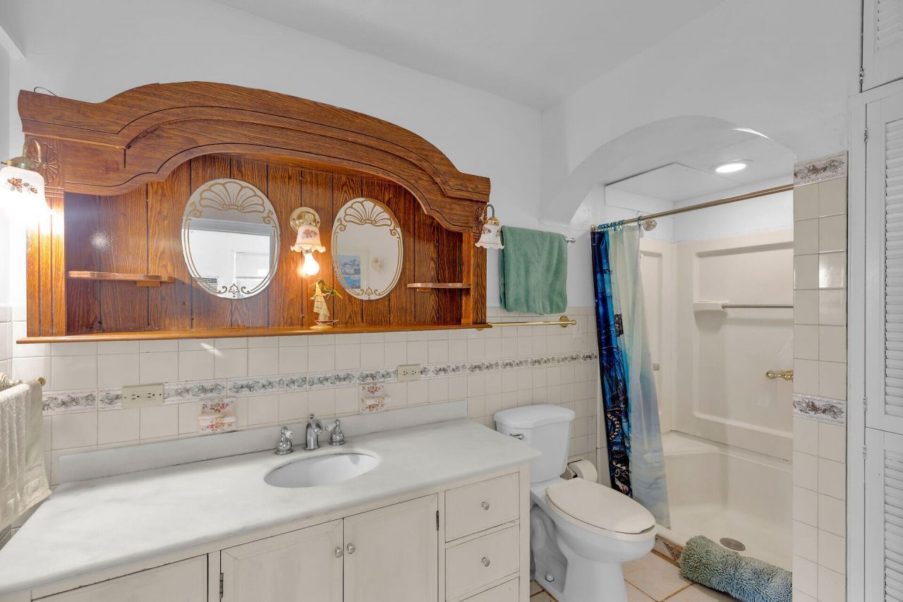 185 Dove Lake Drive, Tavernier, FL 33070 Photo