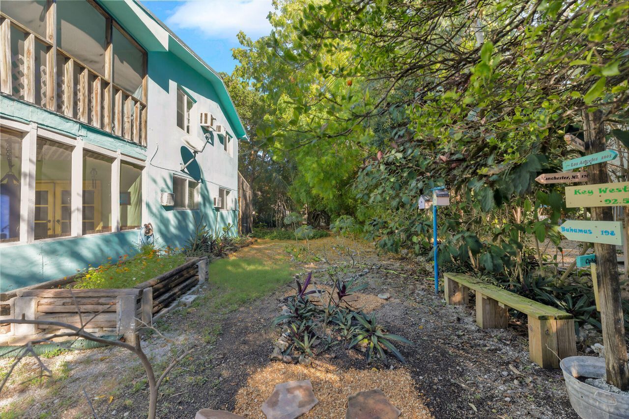 185 Dove Lake Drive, Tavernier, FL 33070 Photo