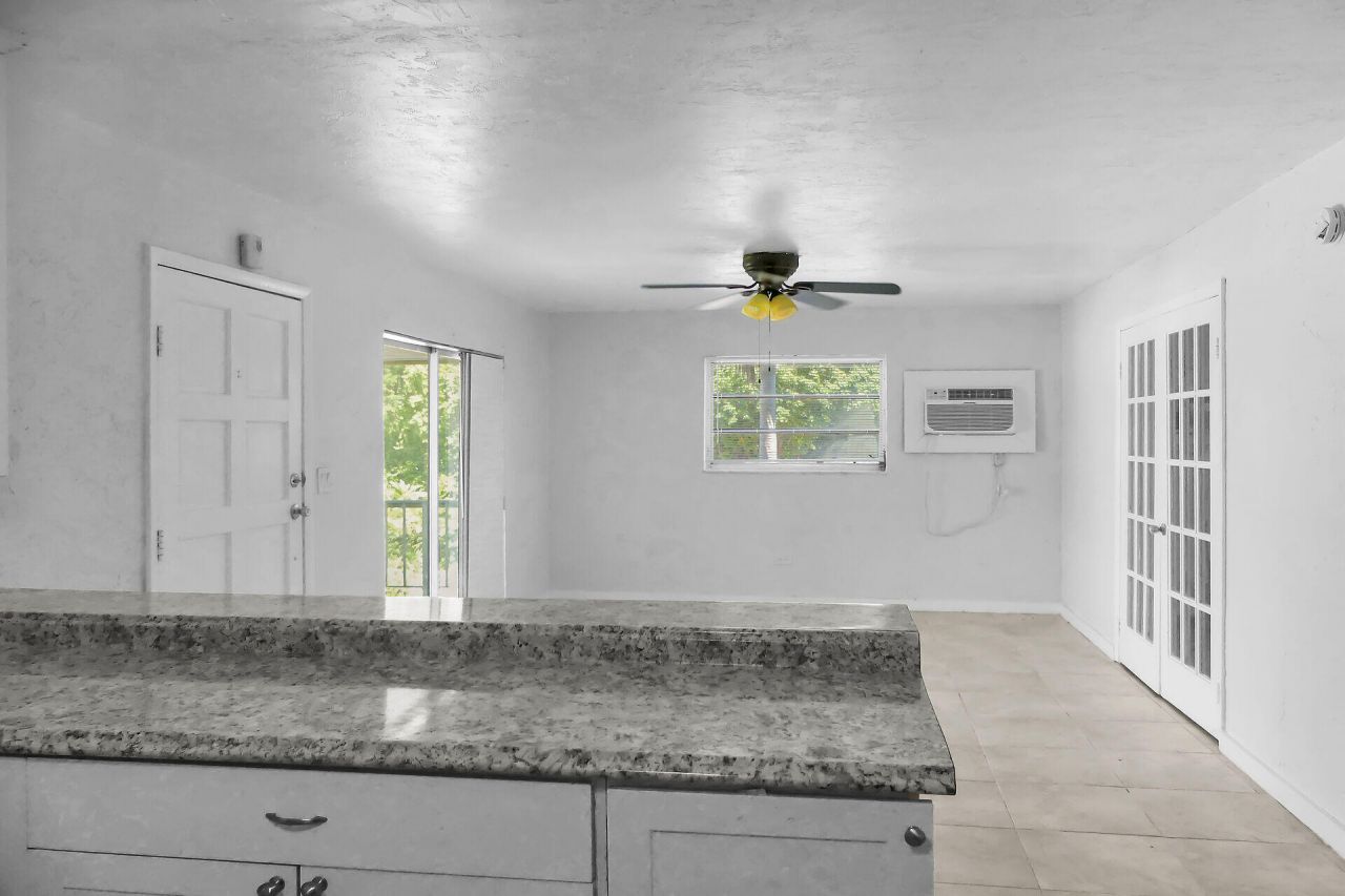 185 Dove Lake Drive, Tavernier, FL 33070 Photo