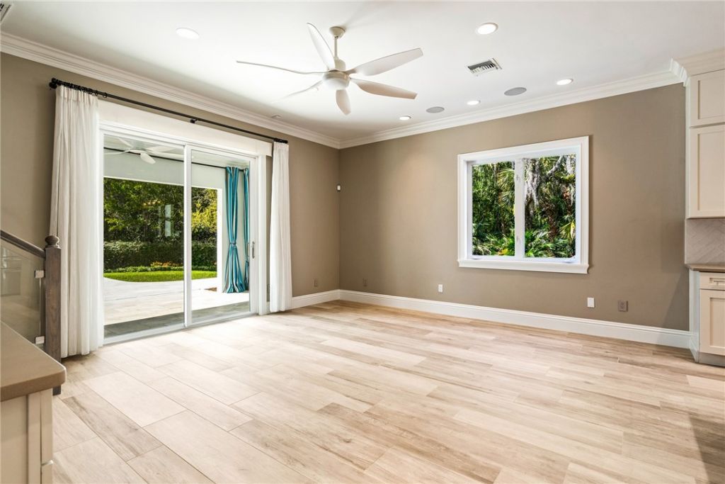 220 Shores Drive, Vero Beach, FL 32963 Photo