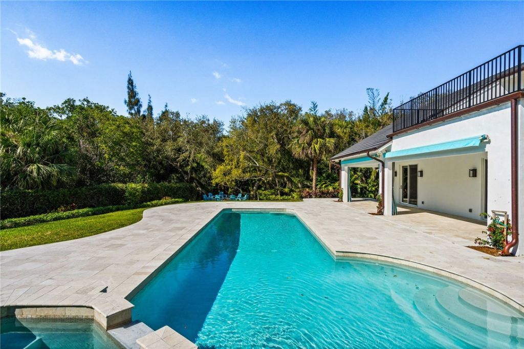 220 Shores Drive, Vero Beach, FL 32963 Photo