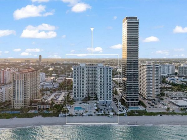 2030 S Ocean Dr, Unit 1607, Hallandale Beach, FL 33009