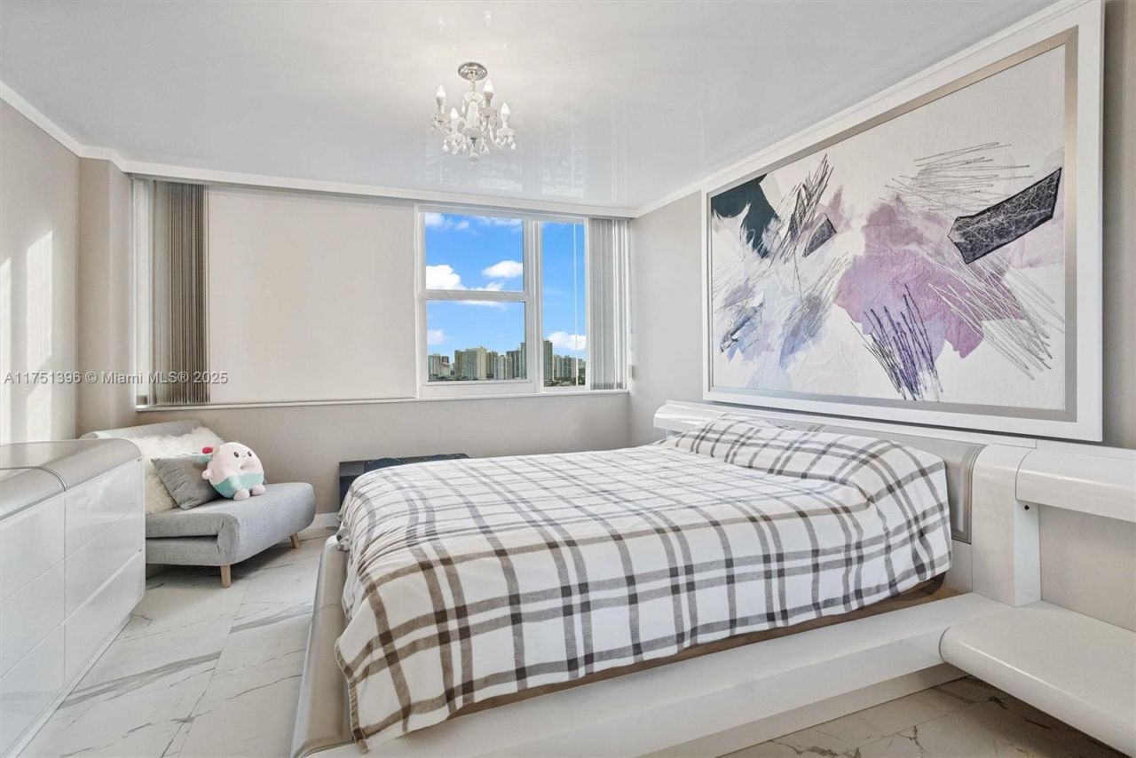 2030 S Ocean Dr, Unit 1607, Hallandale Beach, FL 33009 Photo