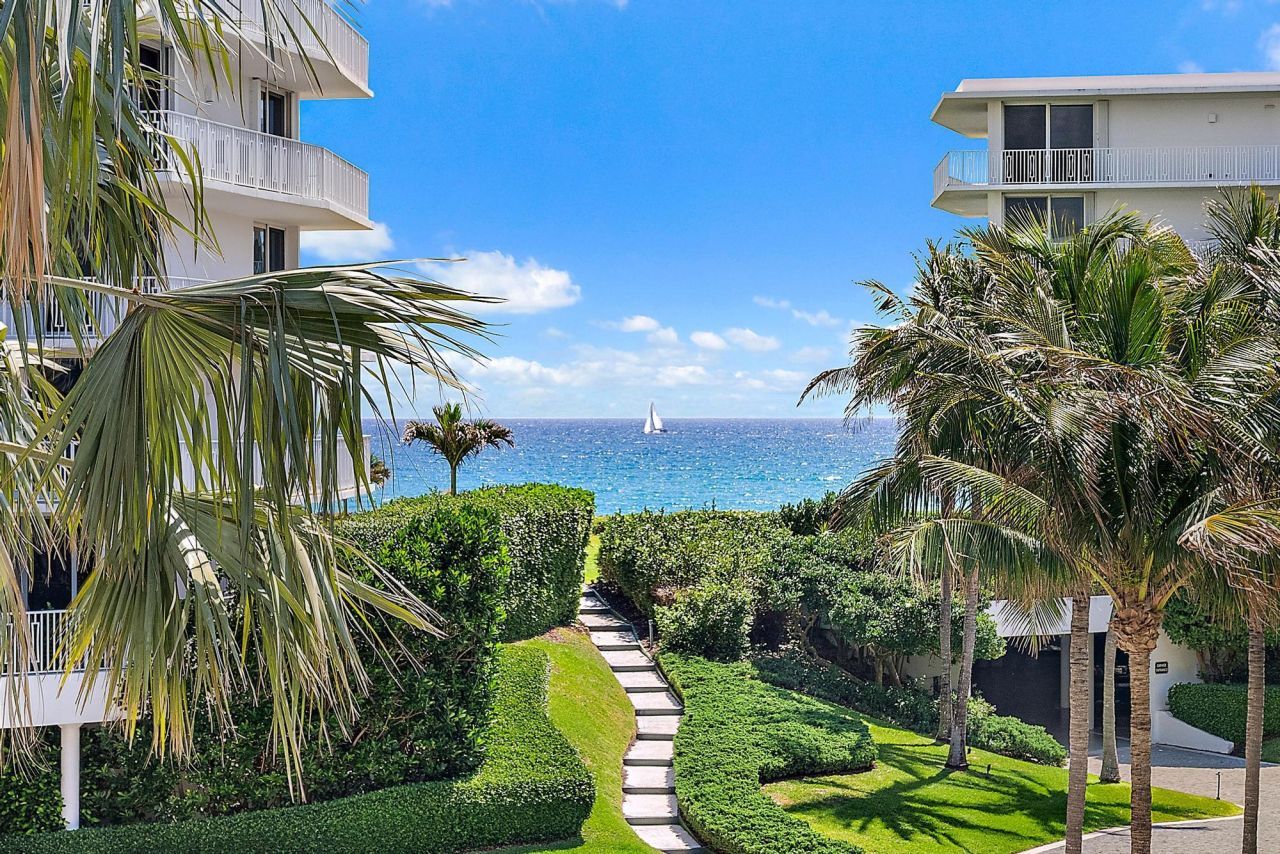 2500 S Ocean Boulevard, Unit 1 D 2, Palm Beach, FL 33480 Photo
