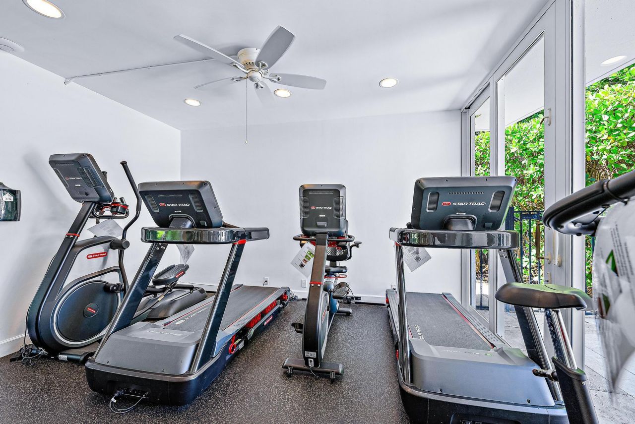 2500 S Ocean Boulevard, Unit 1 D 2, Palm Beach, FL 33480 Photo