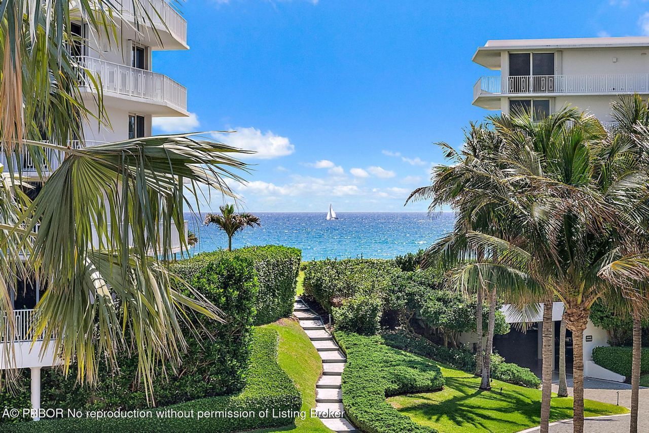 2500 S Ocean Boulevard, Unit 1D2, Palm Beach, FL 33480 Photo