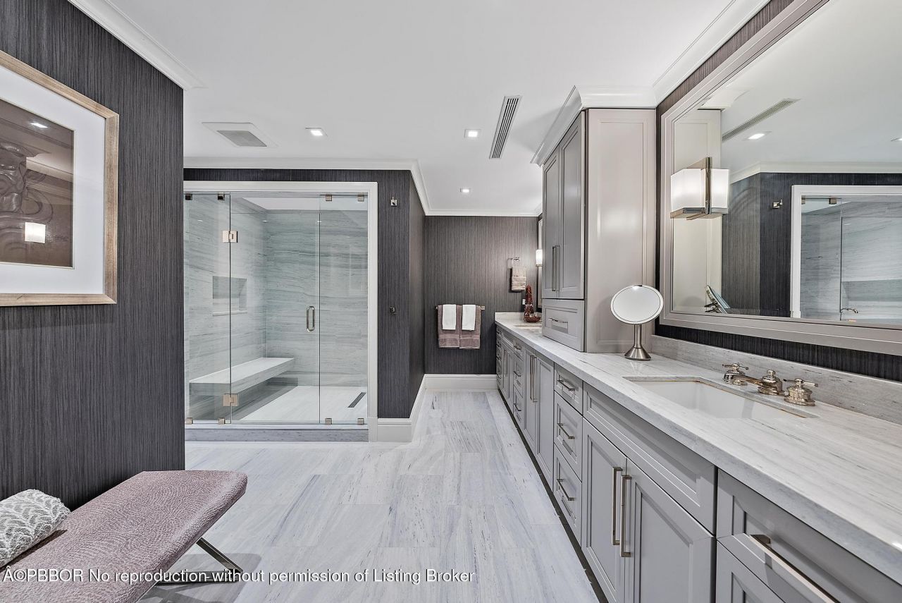 2500 S Ocean Boulevard, Unit 1D2, Palm Beach, FL 33480 Photo