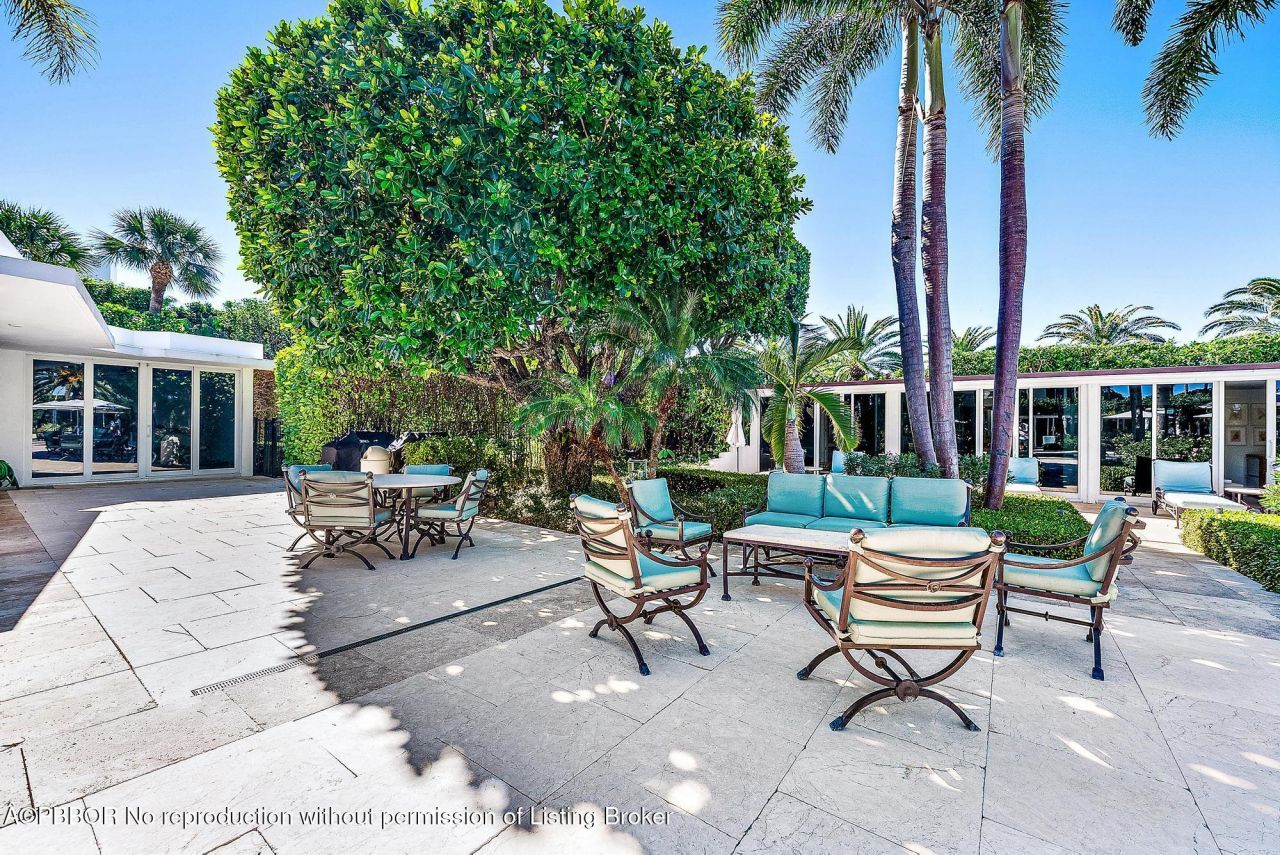 2500 S Ocean Boulevard, Unit 1D2, Palm Beach, FL 33480 Photo