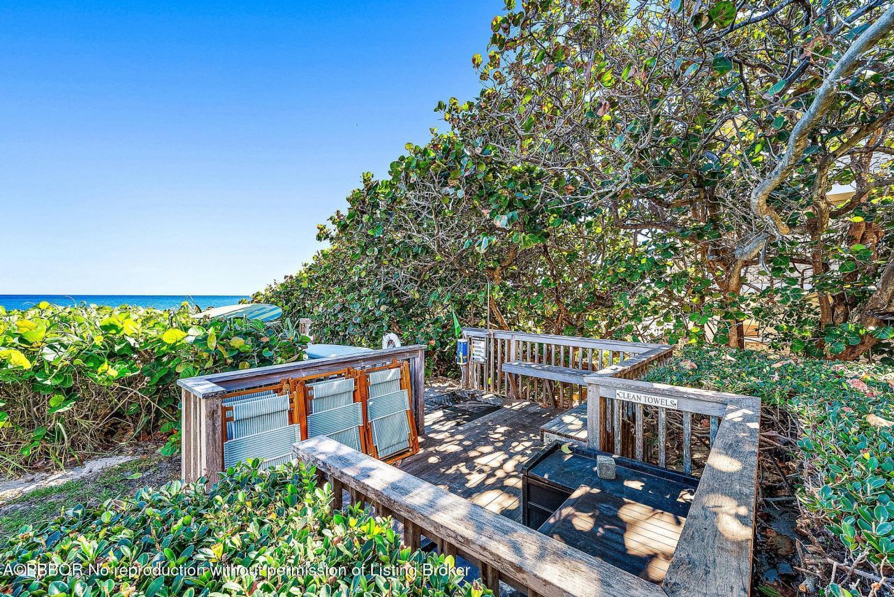 2500 S Ocean Boulevard, Unit 1D2, Palm Beach, FL 33480 Photo