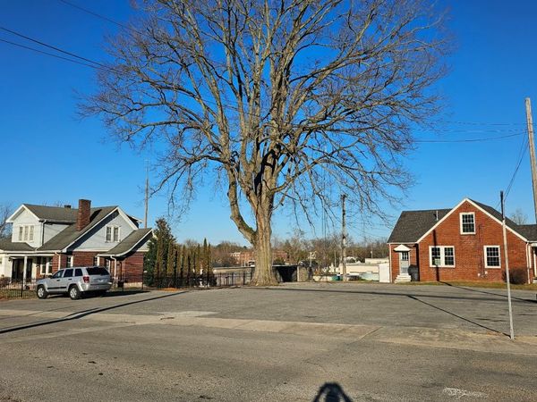 202 W Morford St, McMinnville, TN 37110