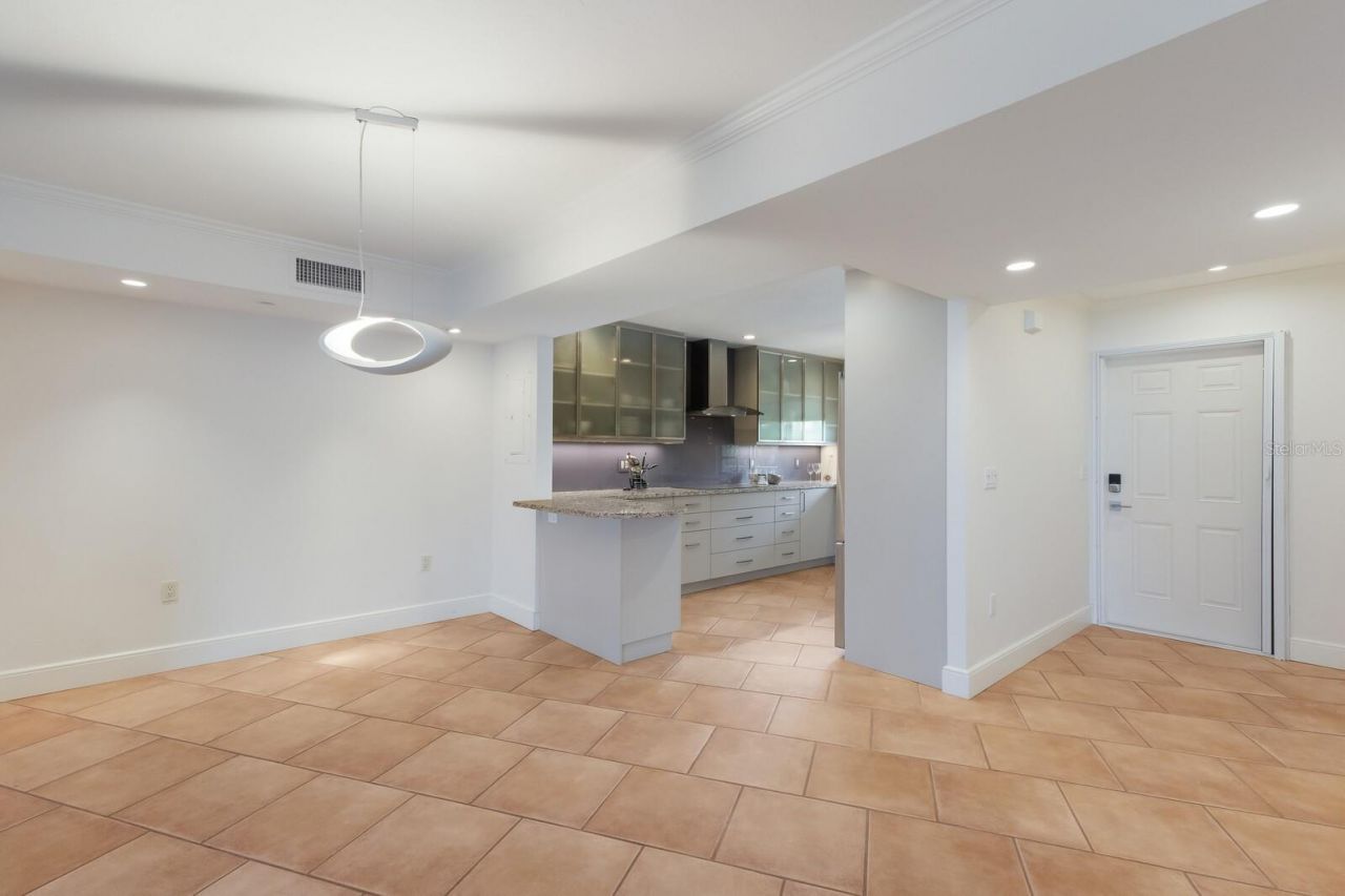 4835 Gulf Of Mexico Drive, Unit 302B, Longboat Key, FL 34228 Photo