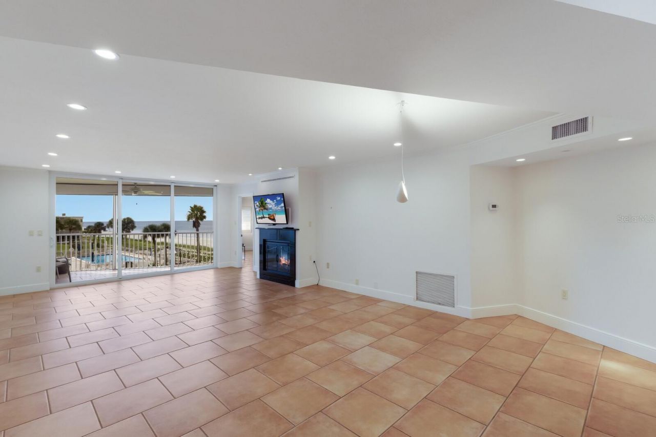 4835 Gulf Of Mexico Drive, Unit 302B, Longboat Key, FL 34228 Photo