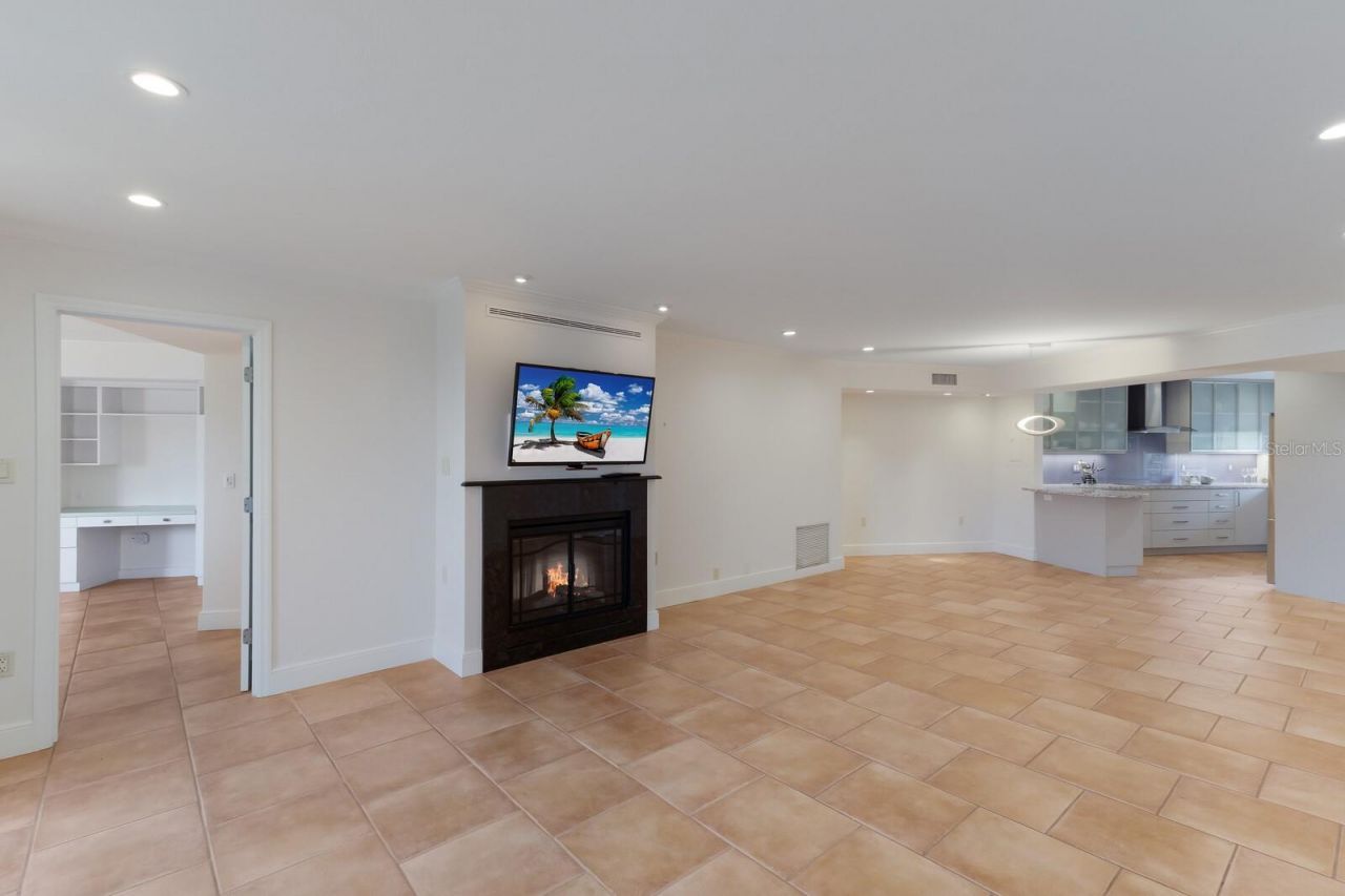 4835 Gulf Of Mexico Drive, Unit 302B, Longboat Key, FL 34228 Photo