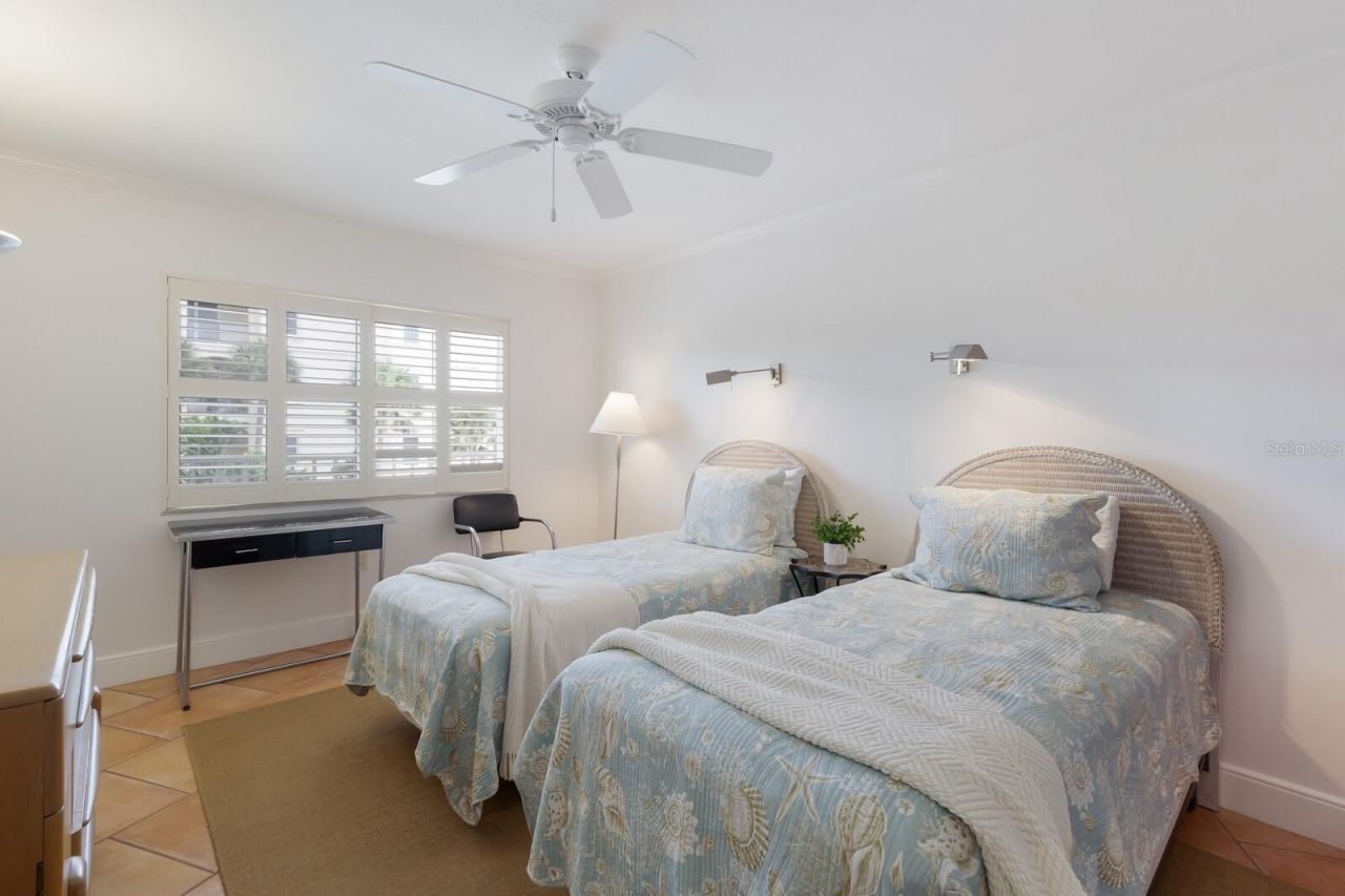 4835 Gulf Of Mexico Drive, Unit 302B, Longboat Key, FL 34228 Photo