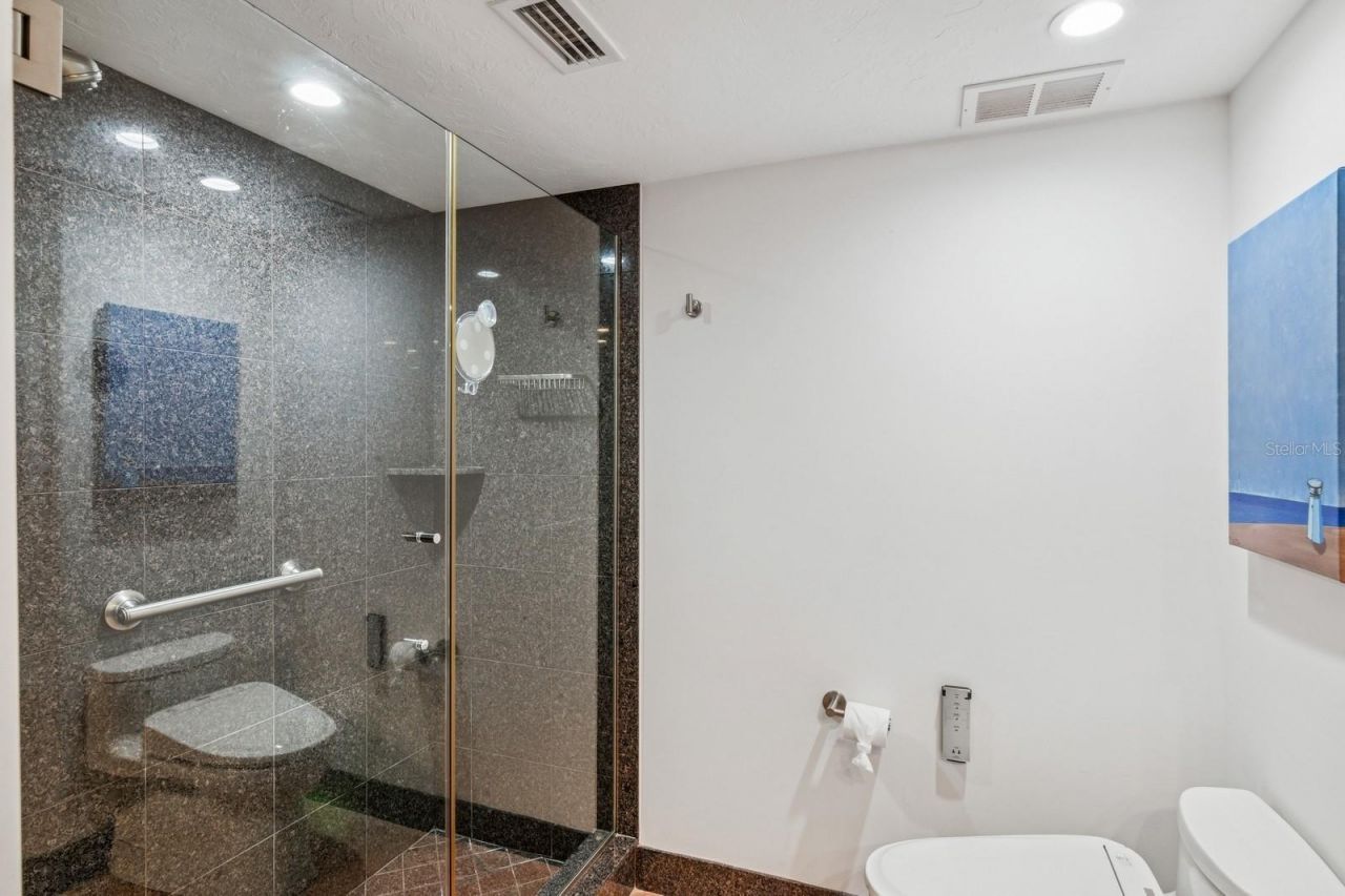 4835 Gulf Of Mexico Drive, Unit 302B, Longboat Key, FL 34228 Photo