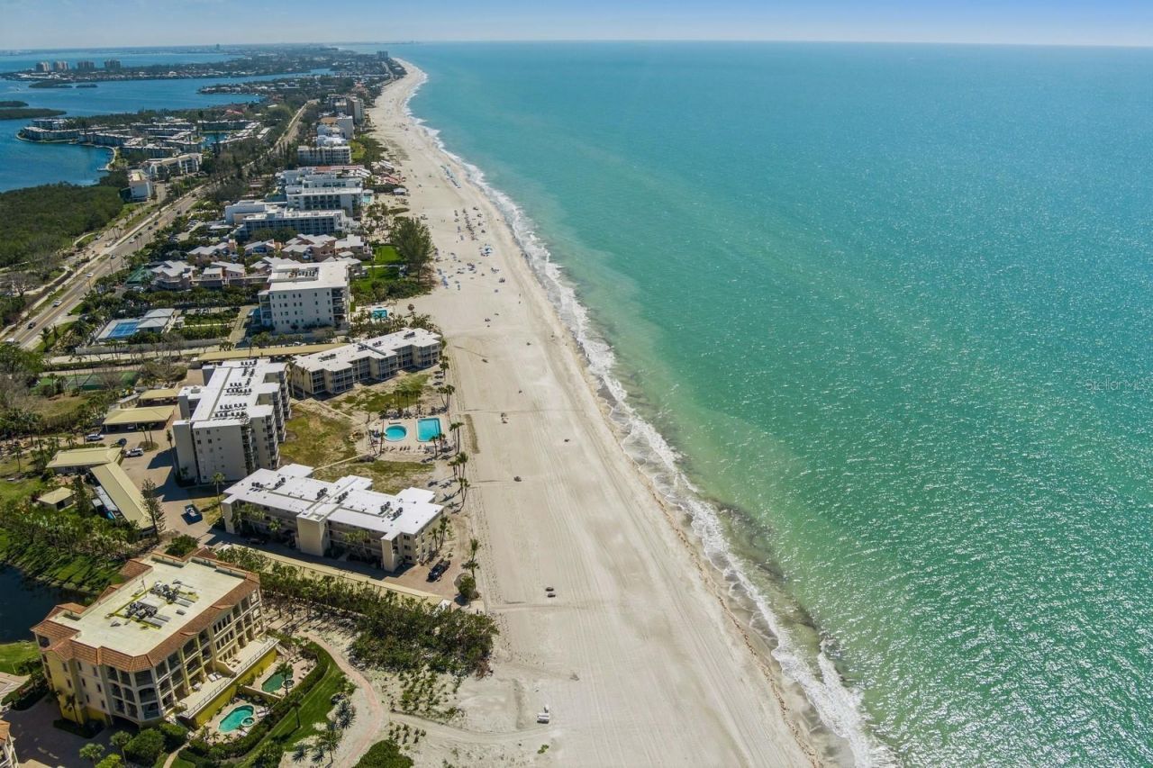 4835 Gulf Of Mexico Drive, Unit 302B, Longboat Key, FL 34228 Photo