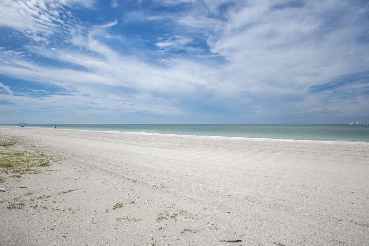 4835 Gulf Of Mexico Drive, Unit 302B, Longboat Key, FL 34228 Photo