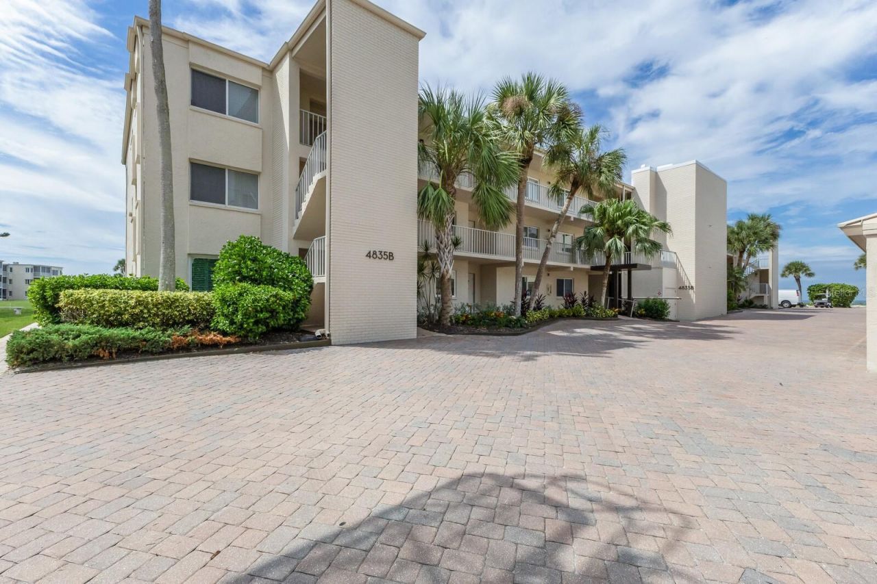 4835 Gulf Of Mexico Drive, Unit 302B, Longboat Key, FL 34228 Photo
