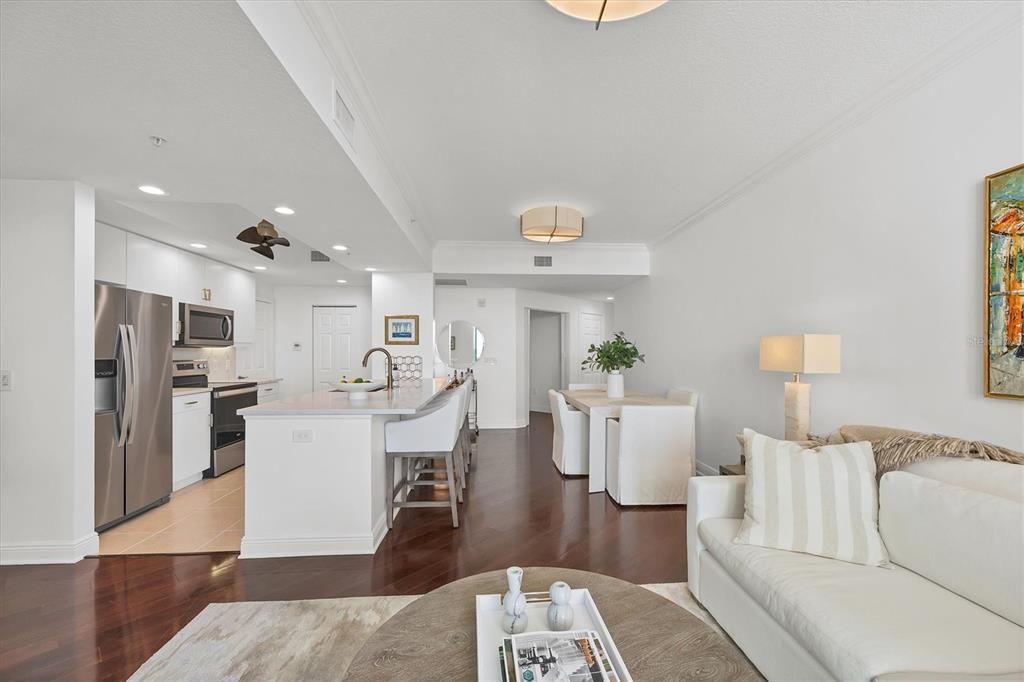 800 N Tamiami Trail, Unit 509, Sarasota, FL 34236 Photo