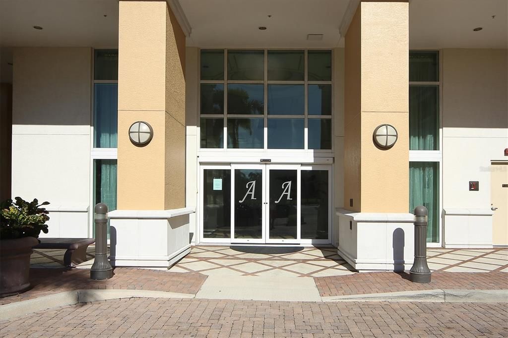 800 N Tamiami Trail, Unit 509, Sarasota, FL 34236 Photo