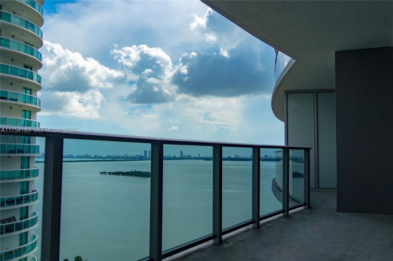 488 NE 18 St, Unit 1809, Miami, FL 33132 Photo