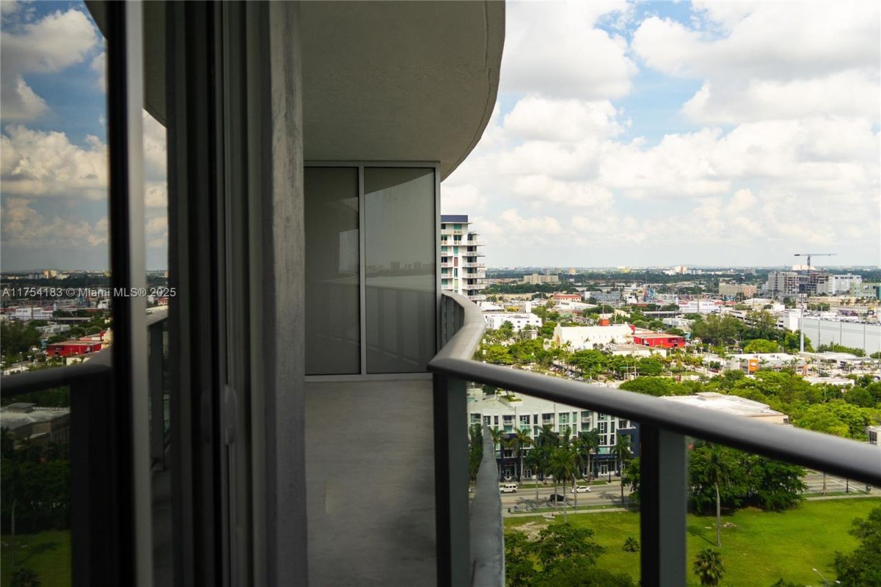 488 NE 18 St, Unit 1809, Miami, FL 33132 Photo