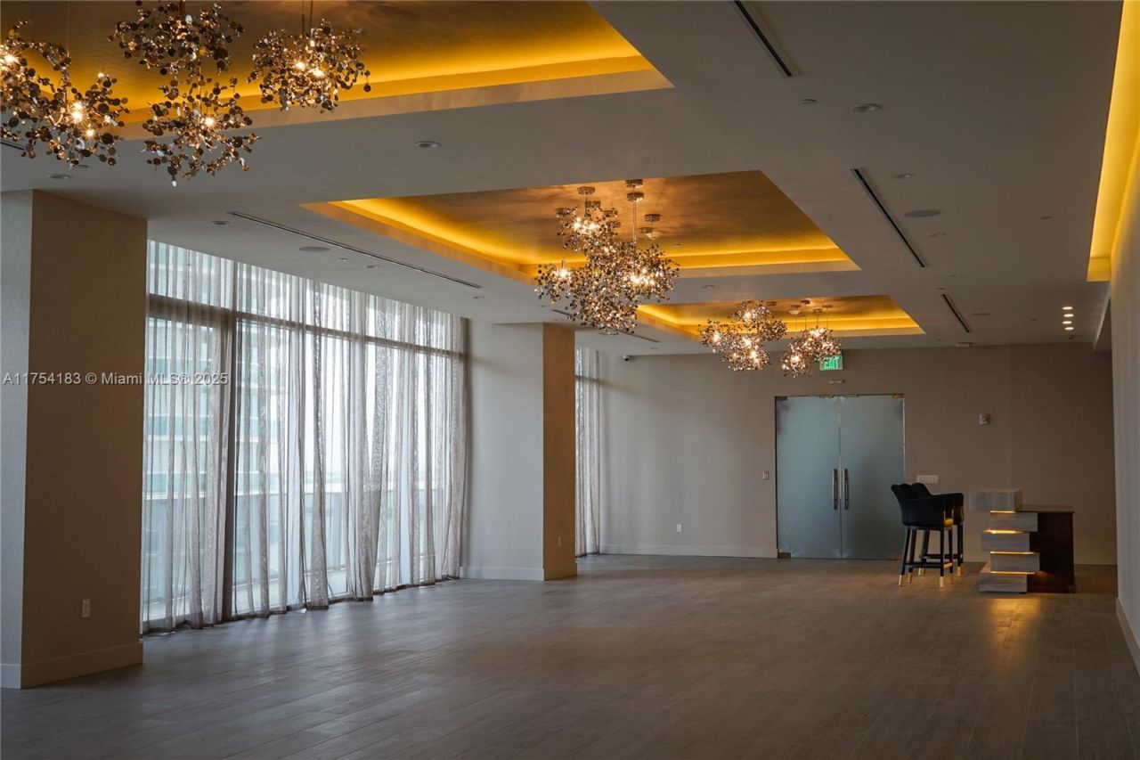 488 NE 18 St, Unit 1809, Miami, FL 33132 Photo